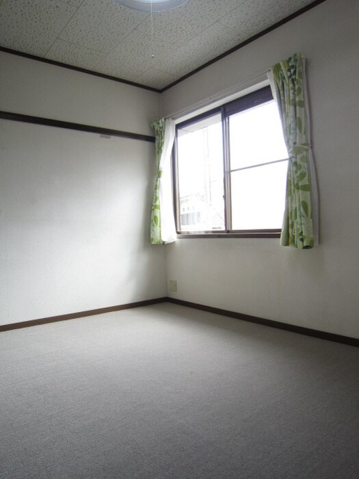 物件内観写真7　(居室)