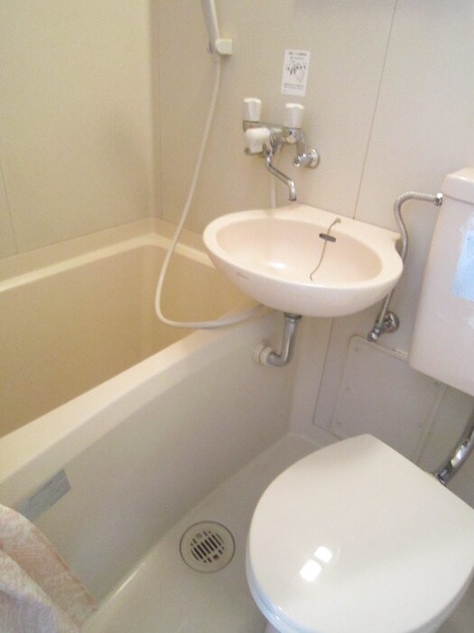物件内観写真13　(バス／シャワールーム等)