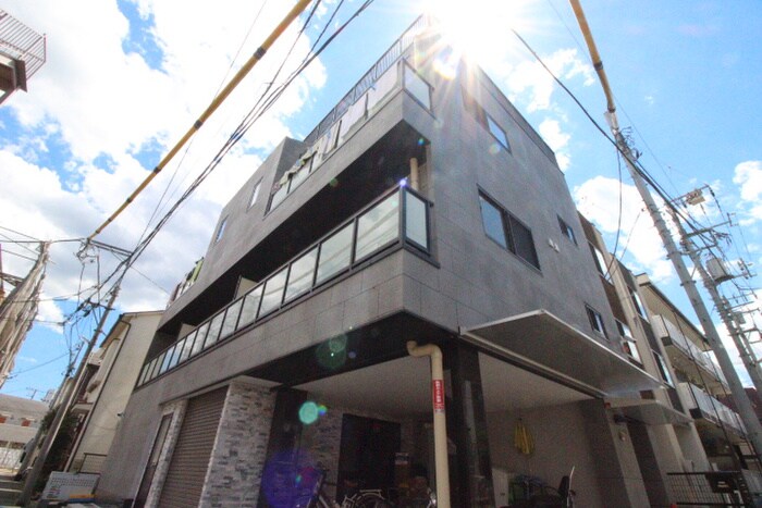 物件外観写真1　(外観写真)