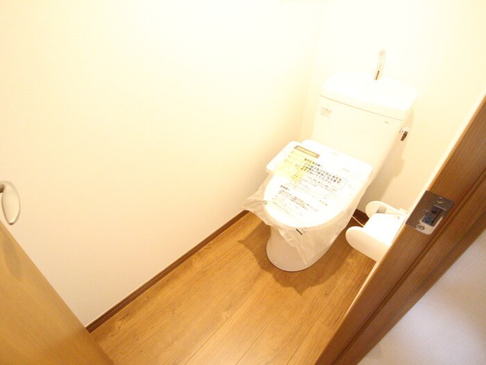 物件内観写真12　(トイレ)