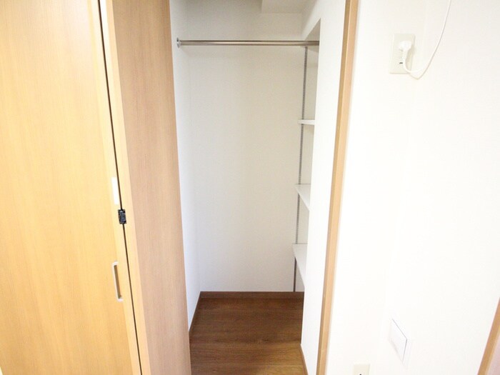 物件内観写真14　(収納)