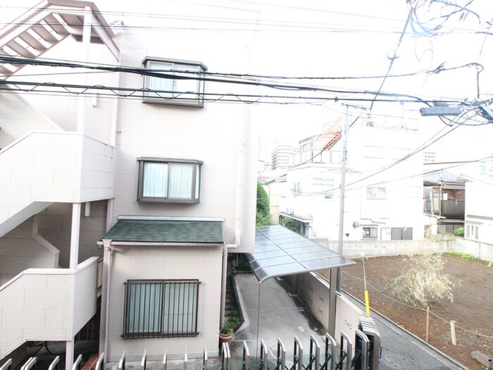 物件内観写真22　(室内からの展望)