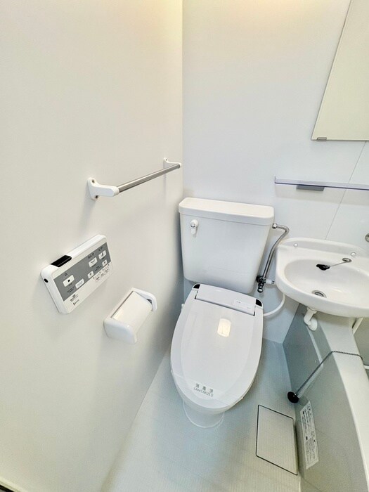 物件内観写真17　(トイレ)