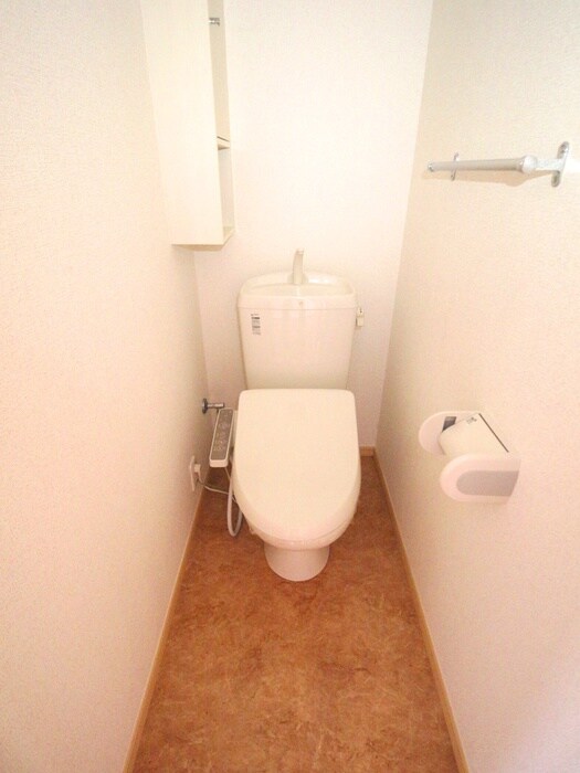 物件内観写真15　(トイレ)