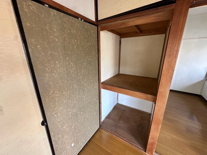 物件内観写真16　(収納)