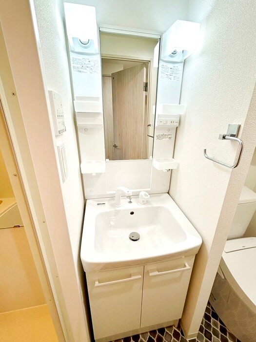 物件内観写真15　(洗面)