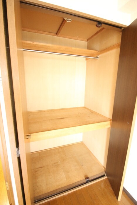 物件内観写真13　(収納)