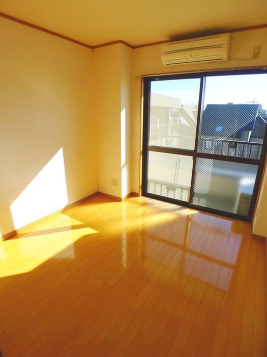 物件内観写真19　(居室)