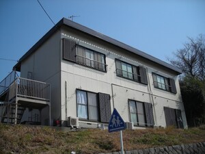 ハイツ小沢外観写真
