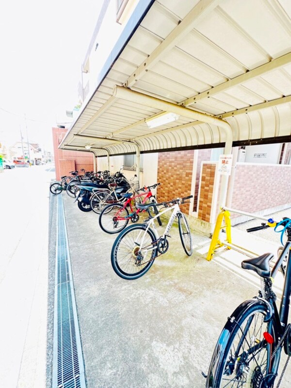 駐輪場