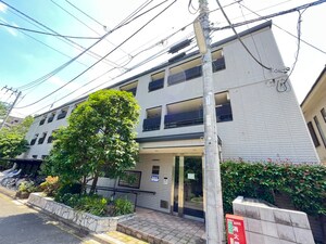 コ－ト南烏山外観写真