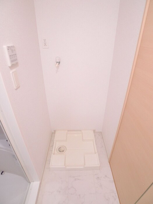 物件内観写真19　(洗濯機置場)