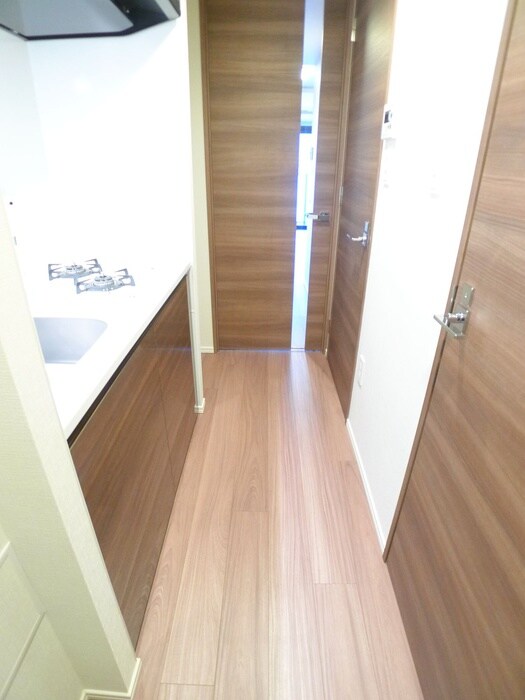 物件内観写真9　(廊下)