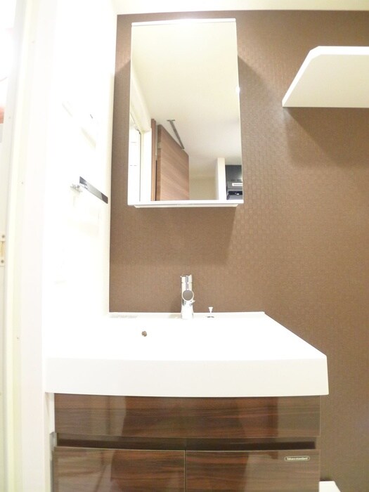 物件内観写真13　(洗面)