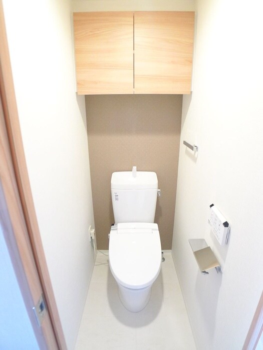 物件内観写真14　(トイレ)