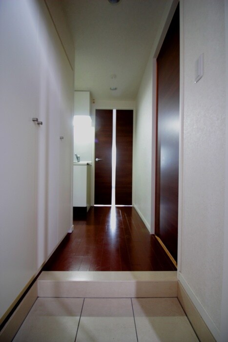 物件内観写真7　(廊下)
