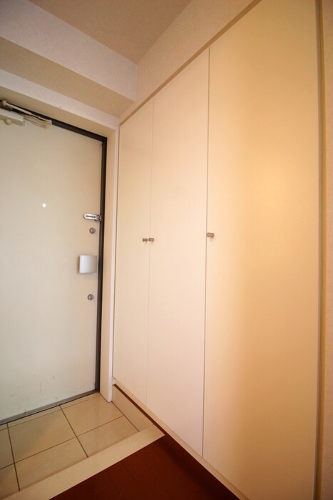 物件内観写真12　(収納)