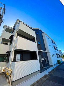 Lotusの外観写真