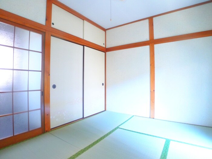 物件内観写真9　(居室)