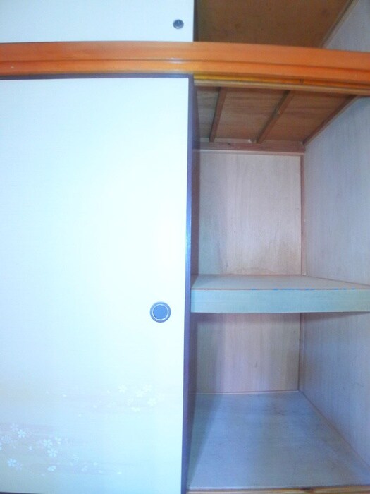 物件内観写真13　(収納)