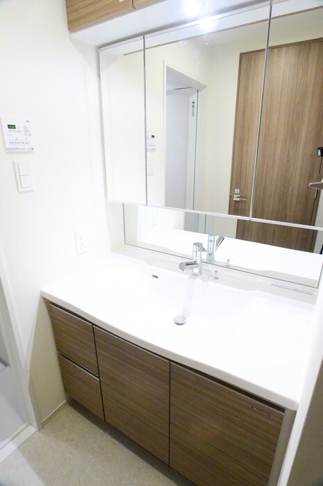 物件内観写真13　(洗面)