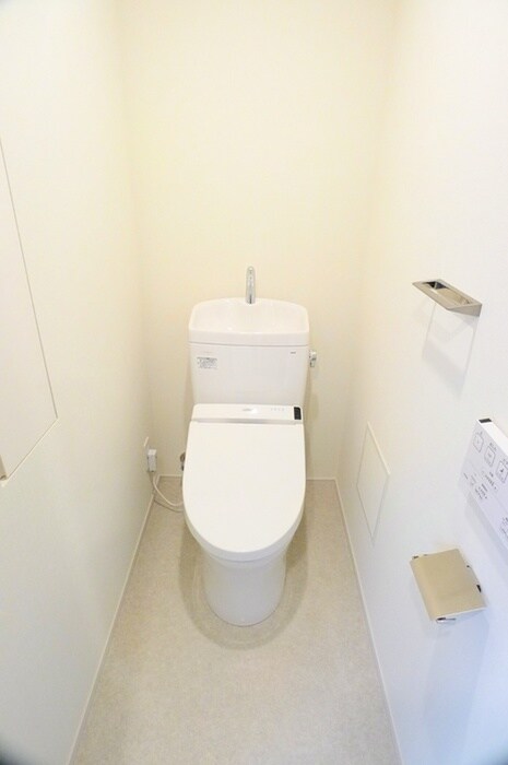 物件内観写真14　(トイレ)