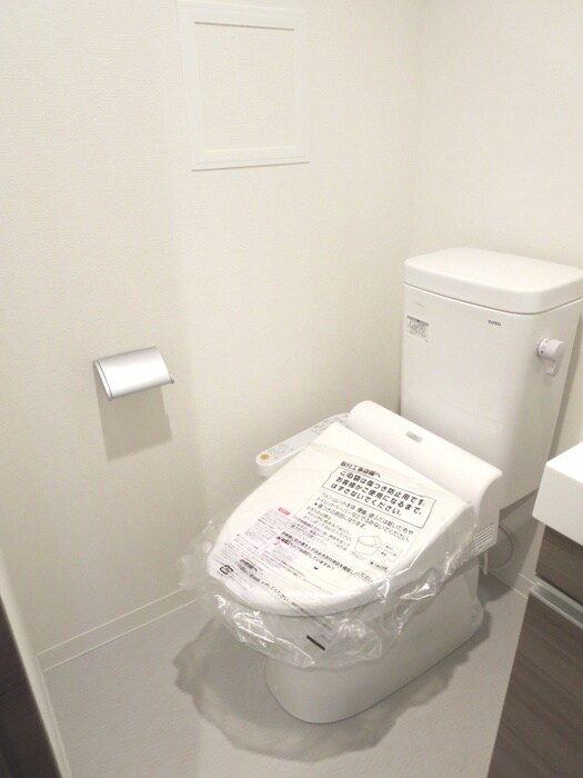 物件内観写真9　(トイレ)