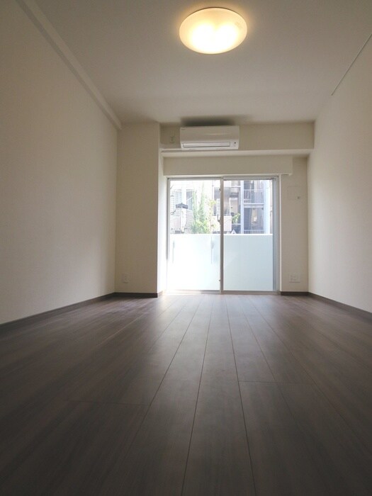 物件内観写真11　(居室)