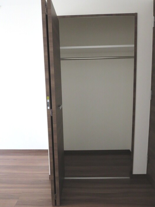 物件内観写真12　(収納)