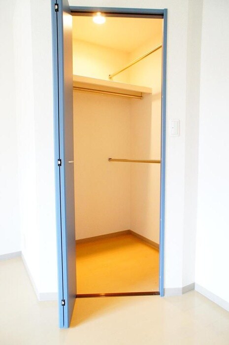 物件内観写真15　(収納)