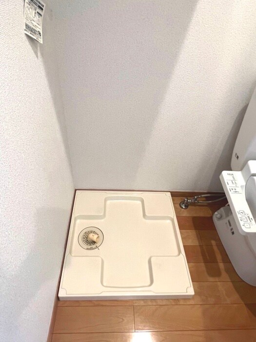 物件内観写真19　(洗濯機置場)