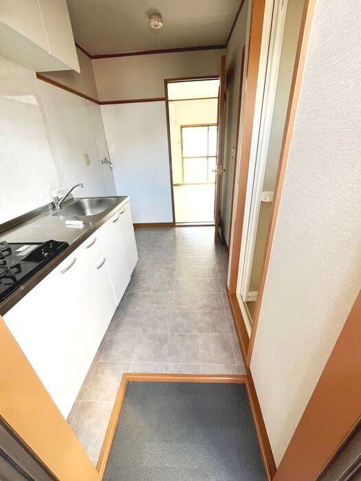 物件内観写真15　(玄関)