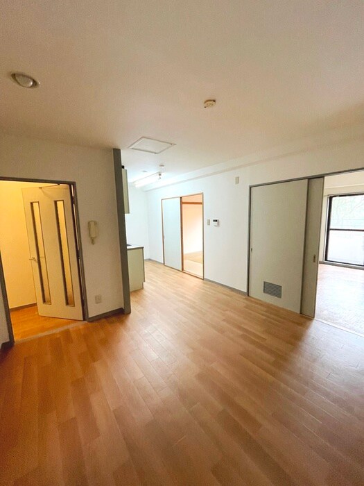 物件内観写真10　(内観写真)