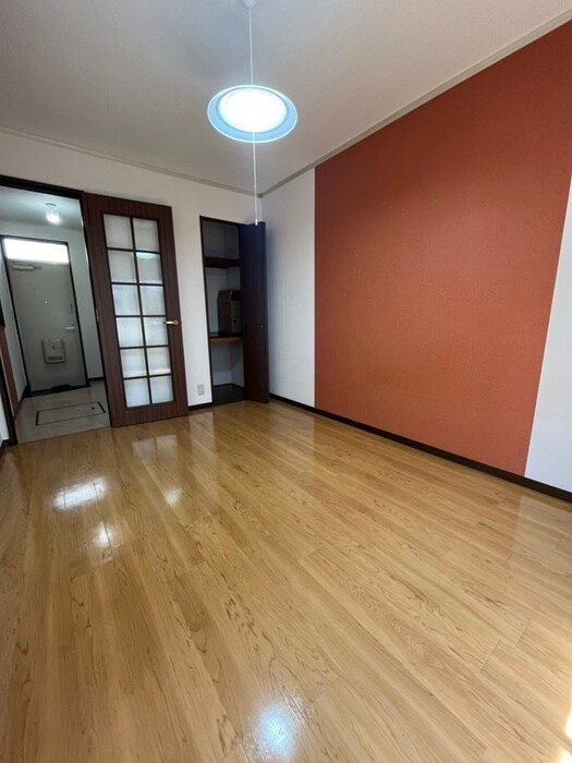 物件内観写真6　(居室)