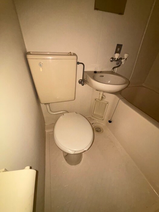 物件内観写真16　(トイレ)