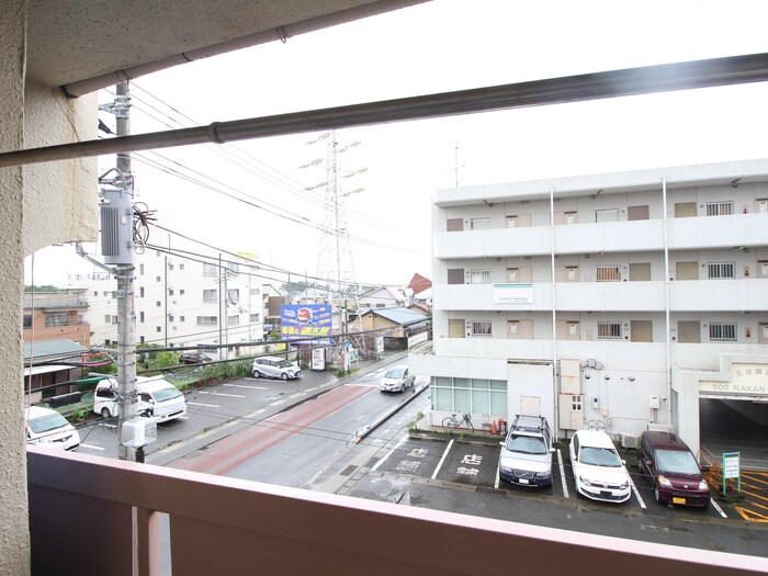 物件内観写真13　(室内からの展望)