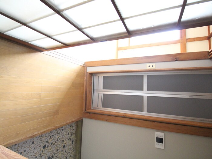 物件内観写真15　(廊下)