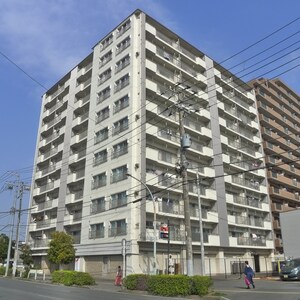 船橋ファミリーマンション外観写真