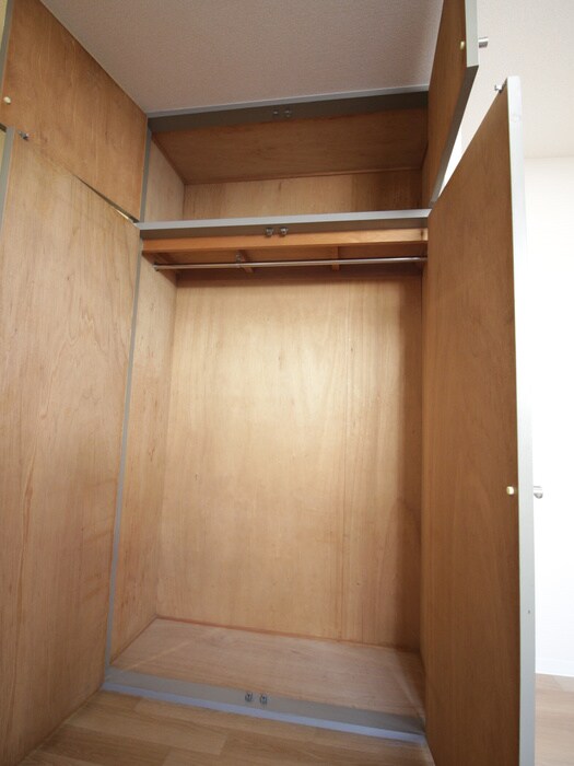 物件内観写真11　(収納)