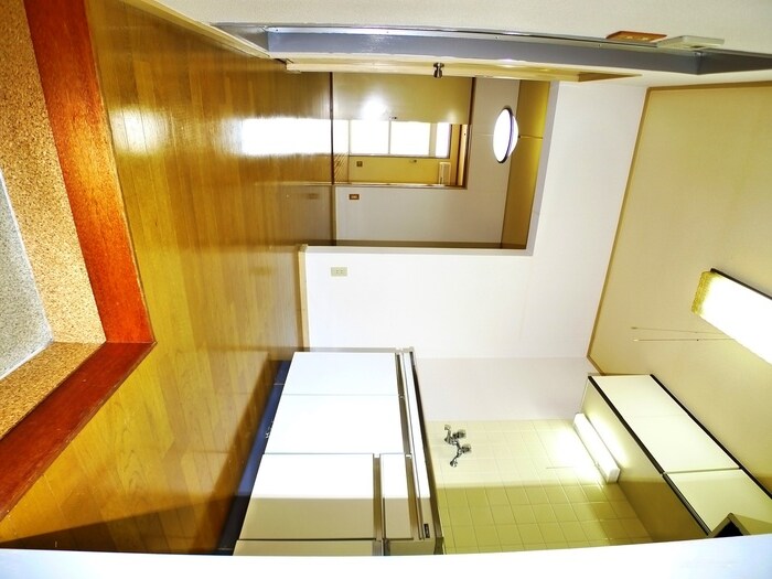 物件内観写真7　(玄関)