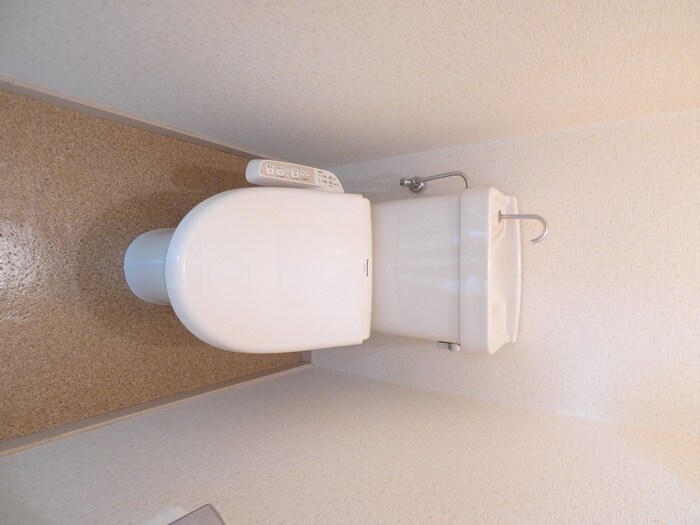 物件内観写真10　(トイレ)