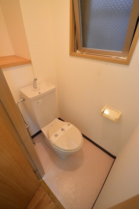 物件内観写真13　(トイレ)