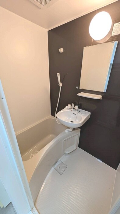 物件内観写真13　(バス／シャワールーム等)