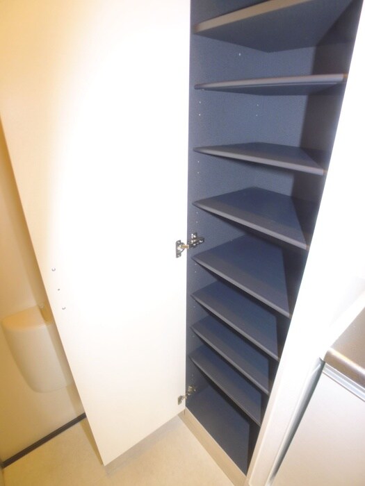 物件内観写真16　(靴箱)