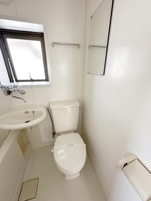 物件内観写真13　(トイレ)