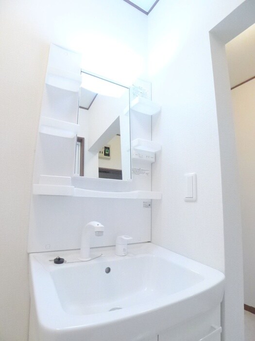 物件内観写真12　(洗面)