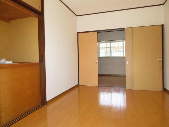 物件内観写真11　(居室)