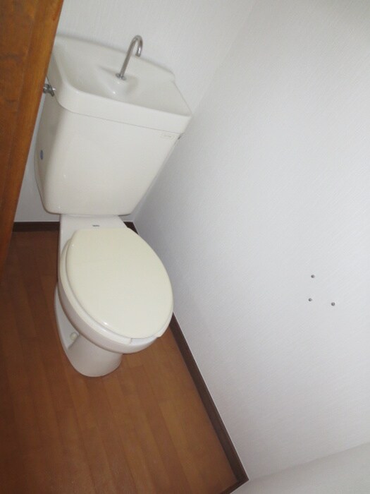 物件内観写真16　(トイレ)