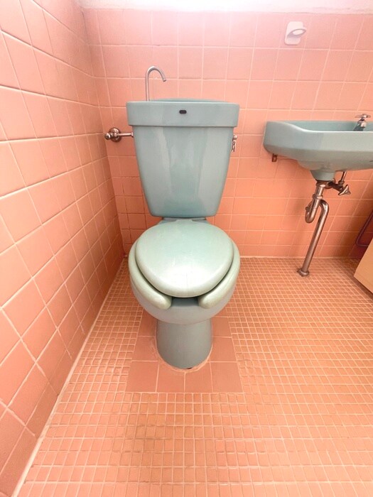 物件内観写真12　(トイレ)