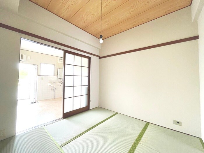 物件内観写真9　(居室)